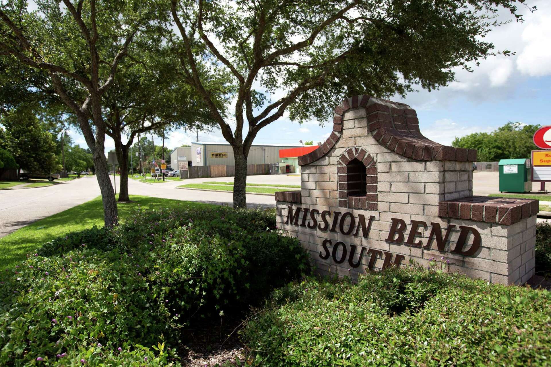 Mission Bend, TX artificial turf projects